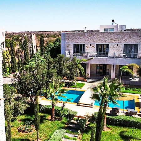 Villa Kamilia Szavíra Kültér fotó